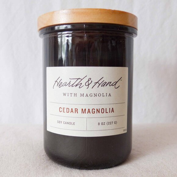 NWT Hearth & Hand with Magnolia Cedar Magnolia Soy Candle - Picture 1 of 7